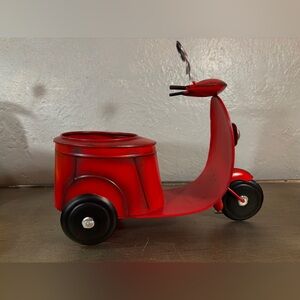 Vintage looking Red Metal Scooter Garden Planter (RED ONE)